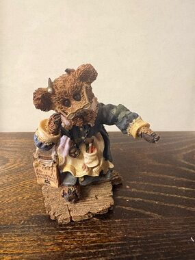 Boyd’s Bears Style 2414 Ms. Bruin.. The Teacher Vintage Teacher Gift Collectible
